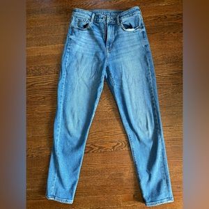 American Eagle Mom Jean Size 2